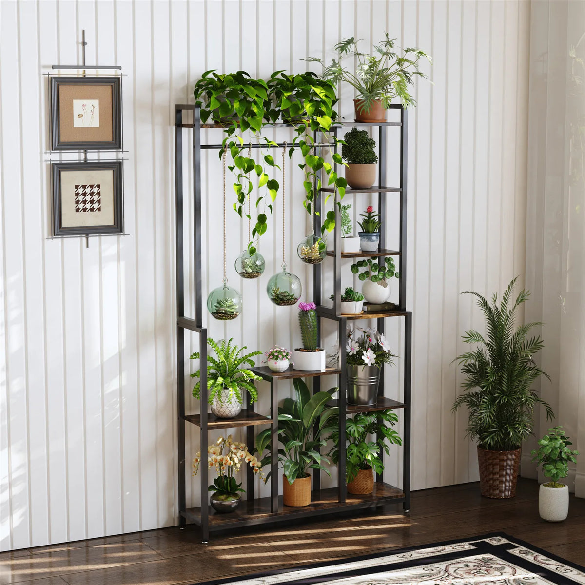 Vintage Indoor Plant Stand Industrial Coat Shelf Vertical Display Unit Rustic Storage Cabinet Clothes Stand with Hanging Rod